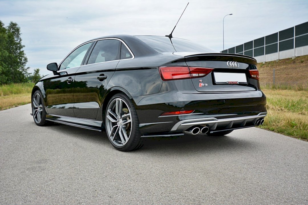 Audi S3/A3 S-line 2017- Facelift Rearsplitter cornerpieces